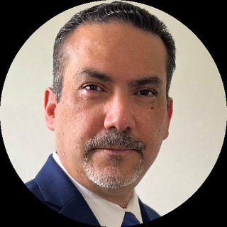 Dr. Edgar Dávila-García, OD, FIACLE, FSLS, NCLE-AC
