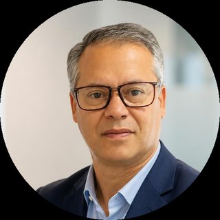 Lic. Roberto Villanueva Carvajal
